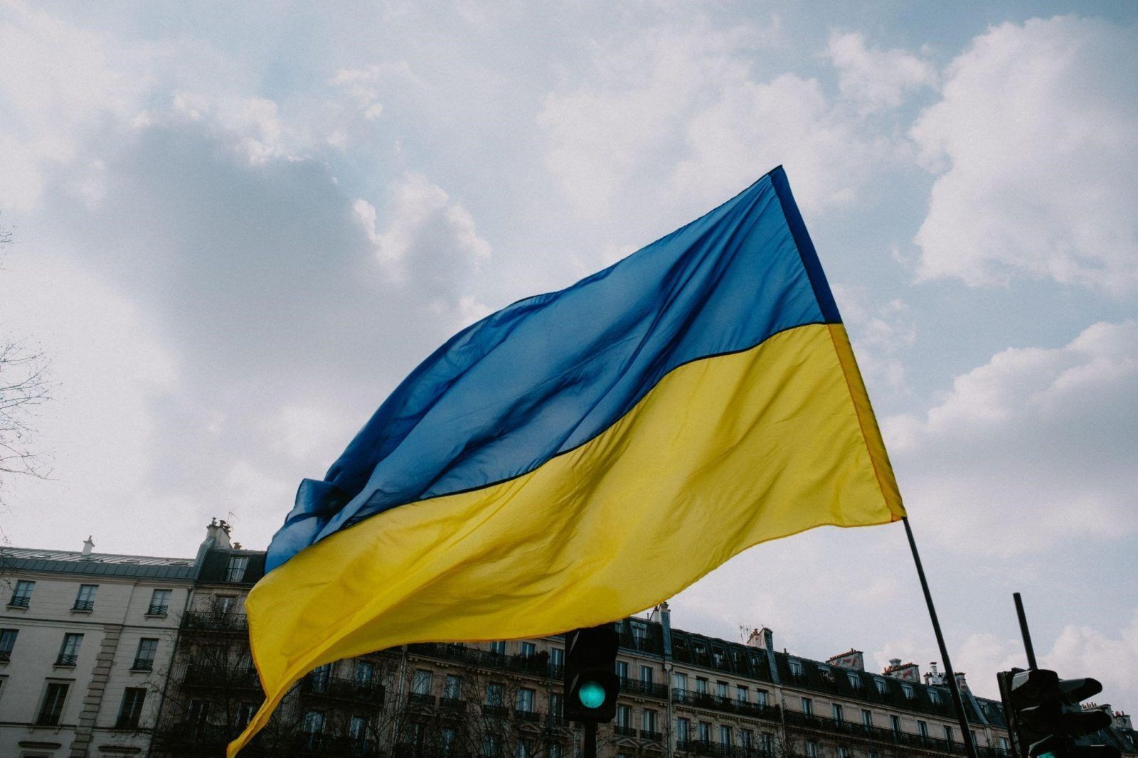 benefits of outsourcing to Ukraine